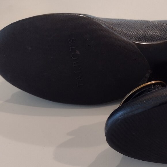 Blue Talbots leather shoes. - Picture 4 of 5